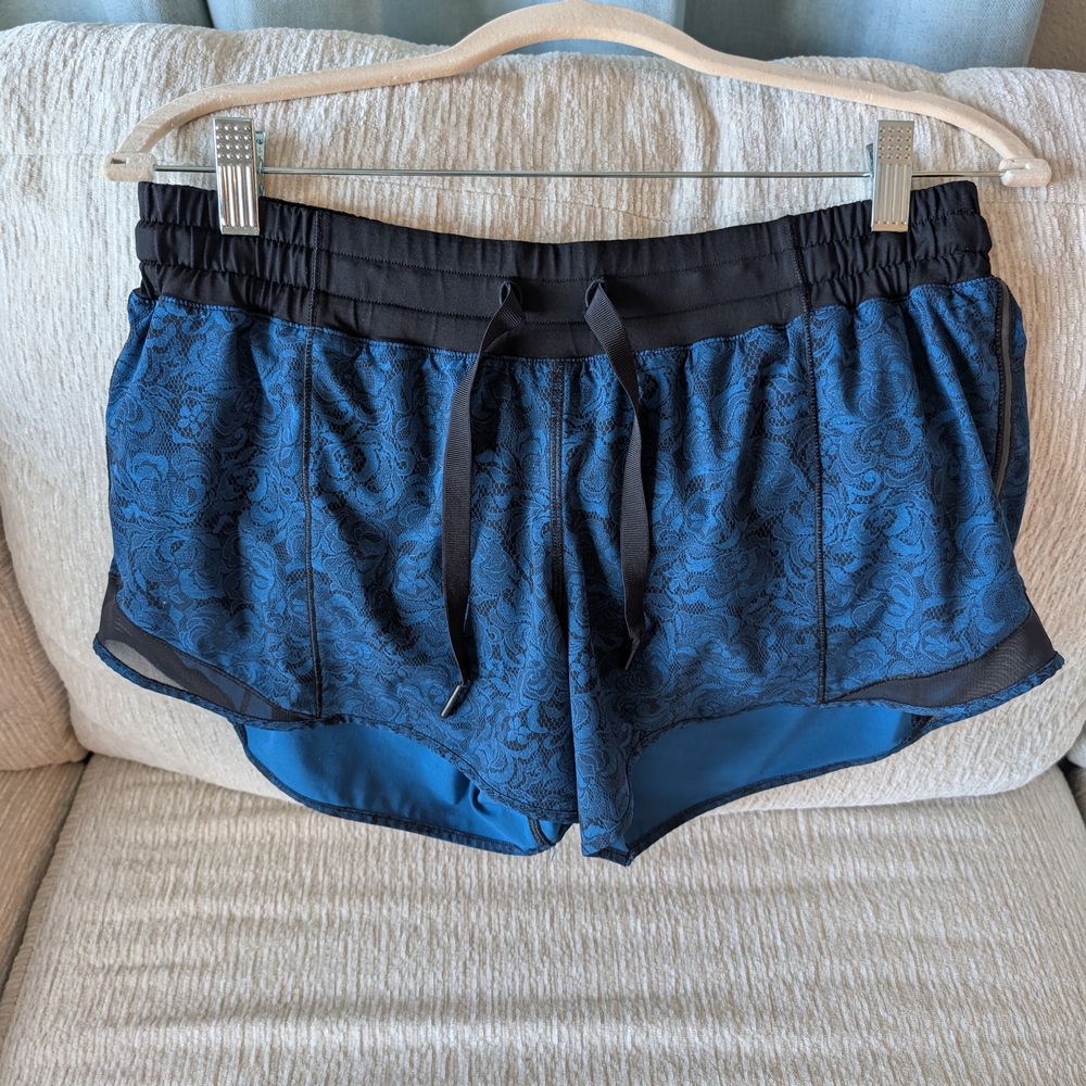 Lululemon Athletica Elegant Black and Blue Women's Shorts. Special EDITION